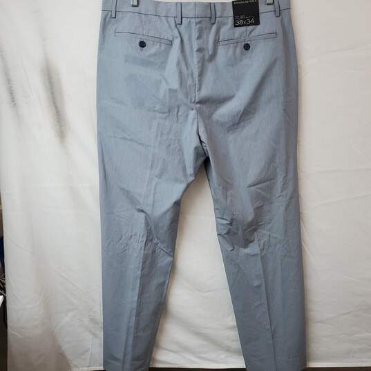 Banana Republic Non-Iron Tailored Slim Fit Pants Men's 38x34 image number 2