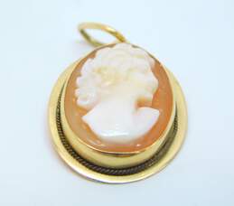 Vintage 14K Yellow Gold Carved Shell Cameo Pendant 1.9g alternative image