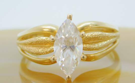 Elegant 14K Yellow Gold Marquise Cut CZ Solitaire Ring 5.9g image number 2