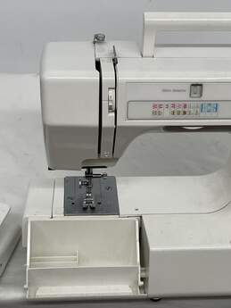 Kenmore 385.12612090 White Domestic Sewing Machine E-0540561-A alternative image