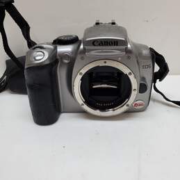 Canon EOS Digital Rebel / EOS 300D 6.3MP Digital SLR Camera - Silver (Body Only)