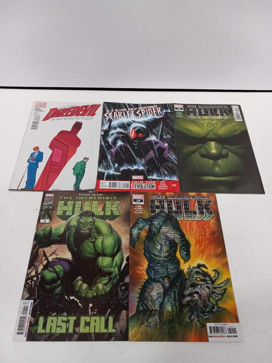 Bundle of 13 Assorted Marvel Comics image number 4