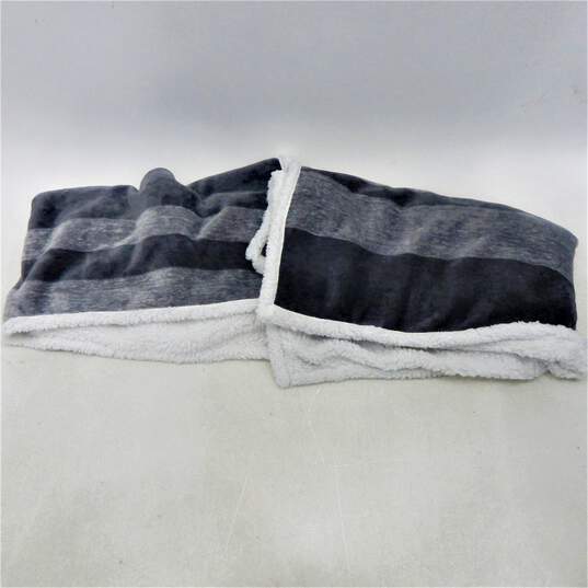 UGG Avery King Comforter Set Grey Stripes image number 4