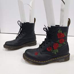 Women's Black Dr. Martens Size 7 Boots w/ Rose Design alternative image