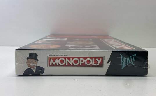 Collector's Edition - David Bowie Monopoly (NEW) image number 3