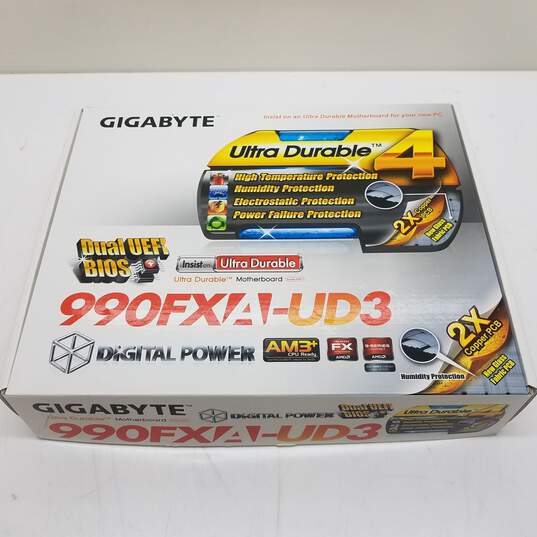 Gigabyte 990FXA-UD3 Ultra Durable 4 Socket AM3+ Motherboard image number 1