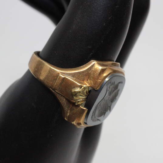 Vintage 10K Yellow Gold Carved Solider Hematite Signate Ring Size 10 - 8.4g image number 2