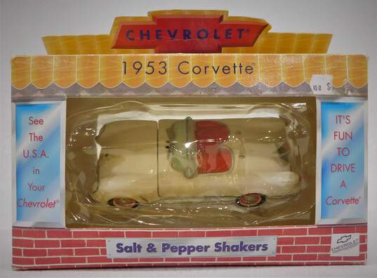 Enesco 1953 Chevrolet Corvette Salt & Pepper Shakers With Box image number 1