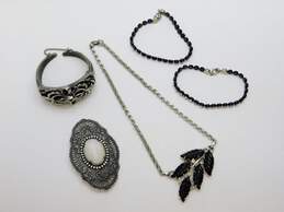 Vintage Ravana w/ Silver Tone, Black & Icy Rhinestone Costume Jewelry 108.0g