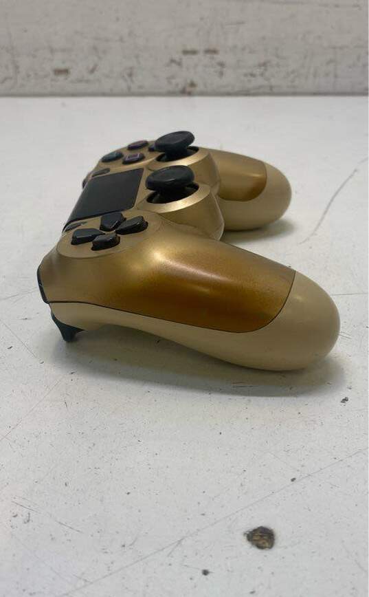 Sony PS4 controller - Gold image number 2