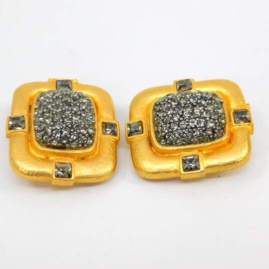 Vintage Linda Levinson Rhinestone Gold Tone Clip On Earrings 47.4g image number 6