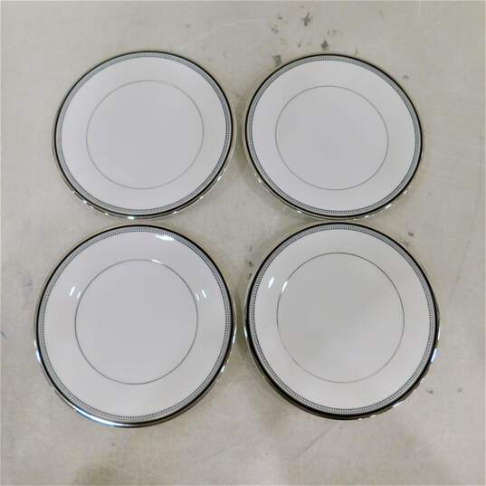 Set of 4 Vintage Royal Doulton Sarabande Lunch Plates image number 1
