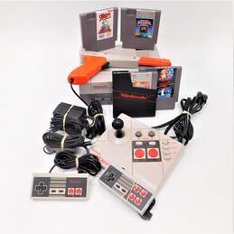 Nintendo NES W/ 4 Games California Games