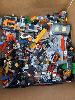 7.9 lbs Bulk Legos