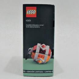 LEGO 40604 Christmas Decor Set alternative image