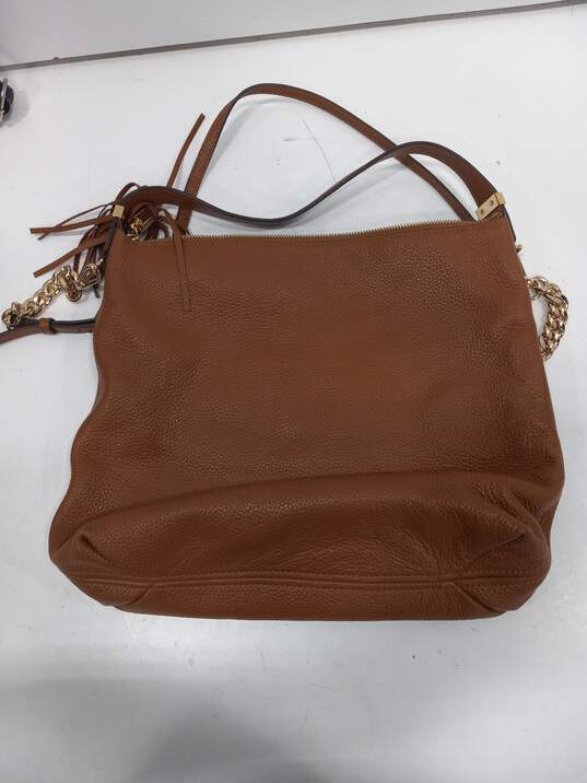 Michael Kors Pebble Grain Pattern Brown Leather Shoulder Handbag image number 2
