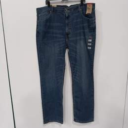 Levi's Men's 559 Relaxed Straight Fit Jeans Size 44x34