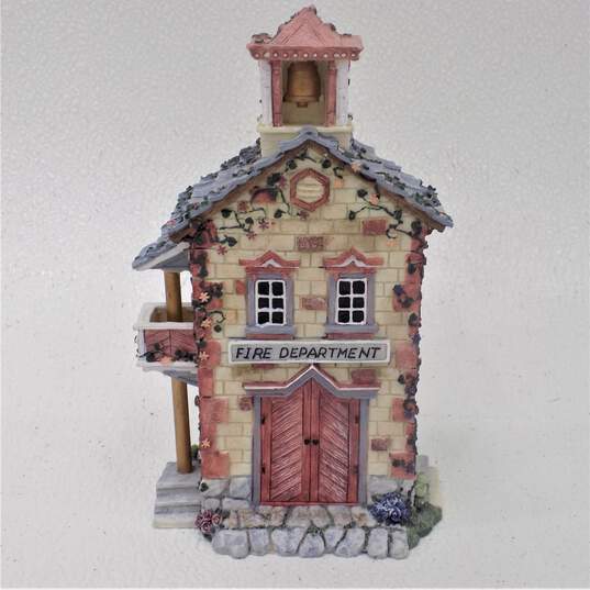 Ivy & Innocence Chapter 8 Base W/ Figurines Fire House image number 10
