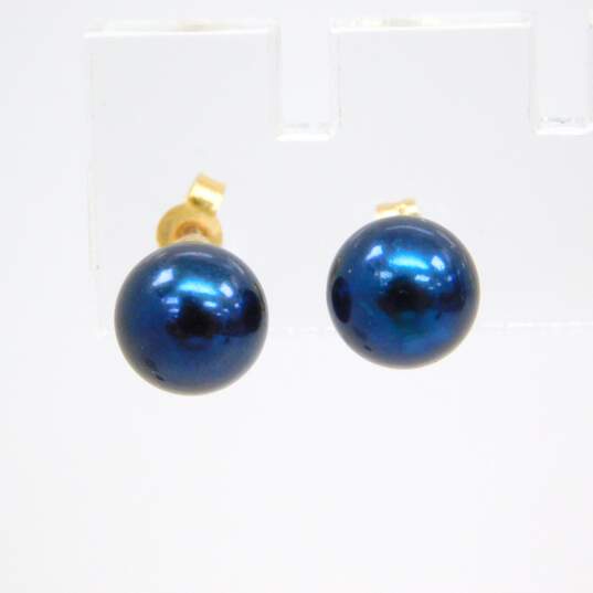 14K Gold Dark Blue Pearl Post Earrings 1.3g image number 2