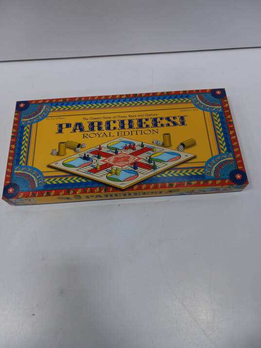 2 Board Games Snakes and Ladders & Parcheesi image number 6