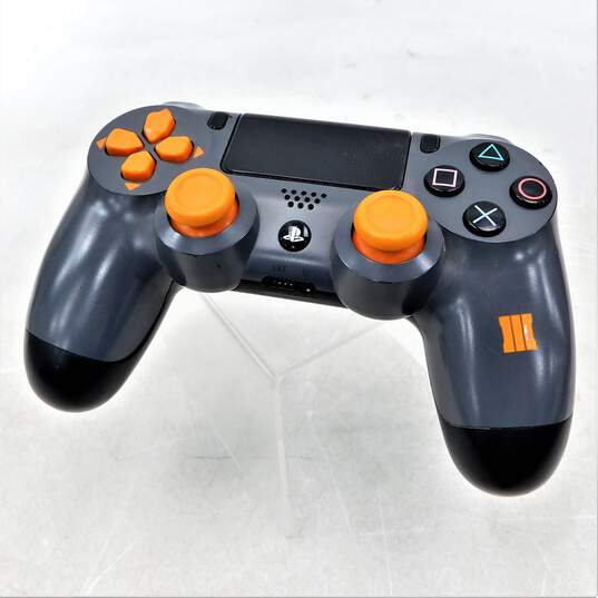 Sony PS4 Blackops 3 controller image number 1