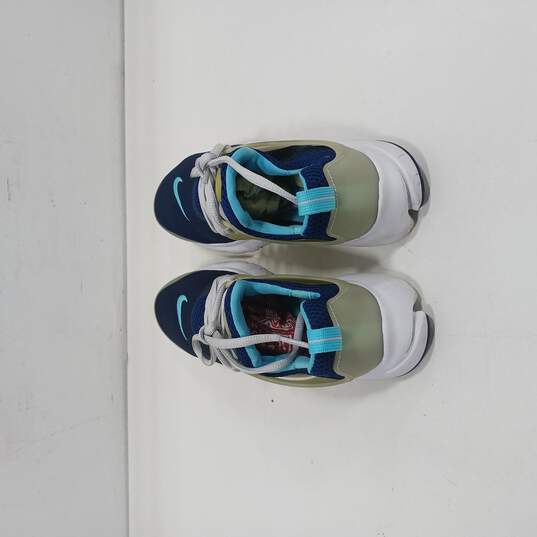 Girls Blue Shoes Size 5Y image number 3