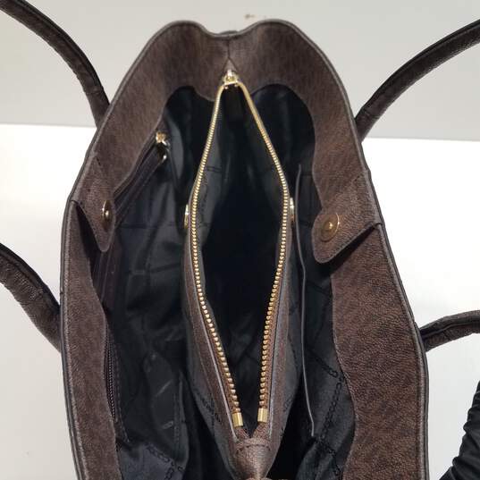 Michael Kors Austin Pebbled Leather Signature Stripe Tote Bag image number 6
