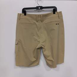 Oakley Men's Tan Performance Fit Shorts Size 36 alternative image