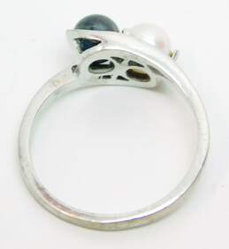 10K White Gold Pearl Ring 2.2g alternative image