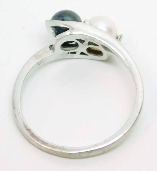 10K White Gold Pearl Ring 2.2g image number 2