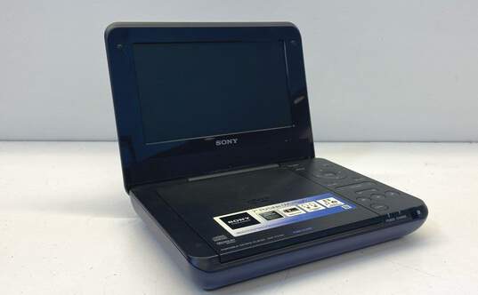 Sony DVP-FX750 DVD/CD Portable Player 7" Screen With Accessories image number 4