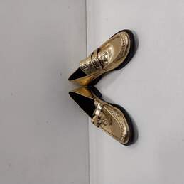 Men's Metallic Gold Loafer Size 39 alternative image