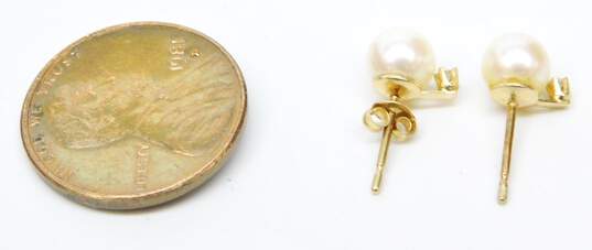 14K Yellow Gold Pearl & White Sapphire Accent Post Earrings 0.9g image number 6