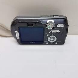 Sony DSC-P200 Cyber Shot 7.2 MP Compact Digital Camera alternative image