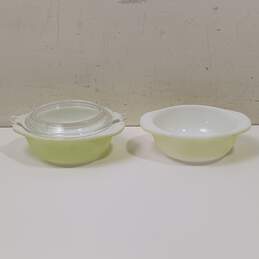 Set of 2 Vintage Pyrex Yellow bowls with 1 lid