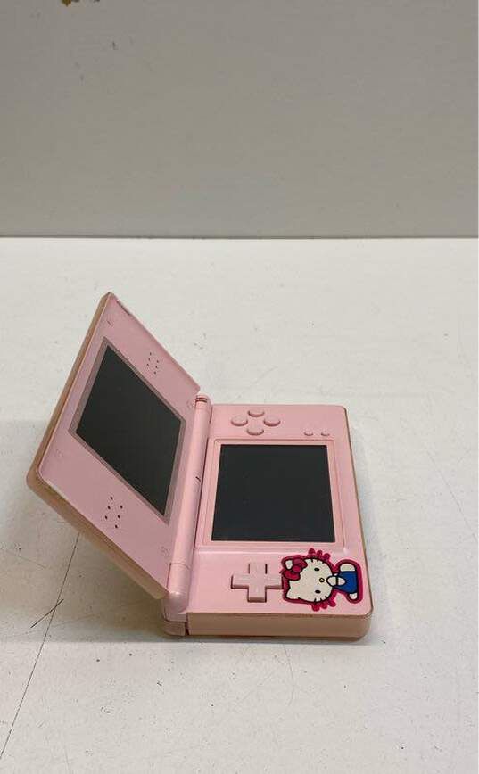 Nintendo DS Lite- Coral Pink image number 3