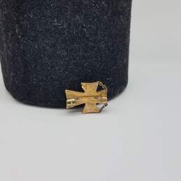 10k Gold Enamel Sigma Chi Cross Pin 2.3g alternative image