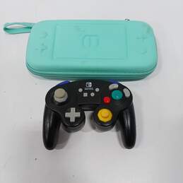 Nintendo Switch Lite Model w/ Case & Controller alternative image