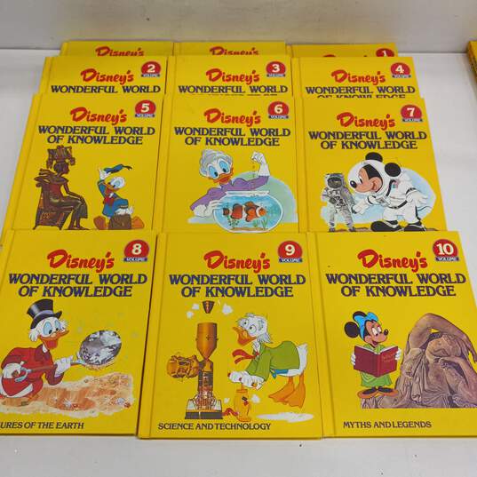 Lot of 15 Disney's Wonderful World of Knowledge Books image number 3