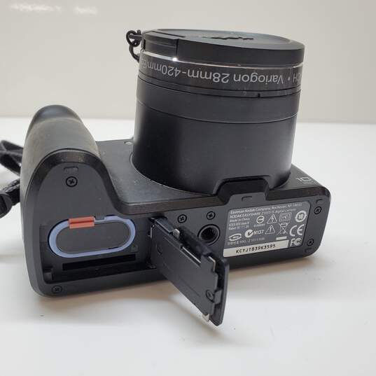 Kodak EASYSHARE Z1015 is Digital Camera For Parts/Repair image number 6