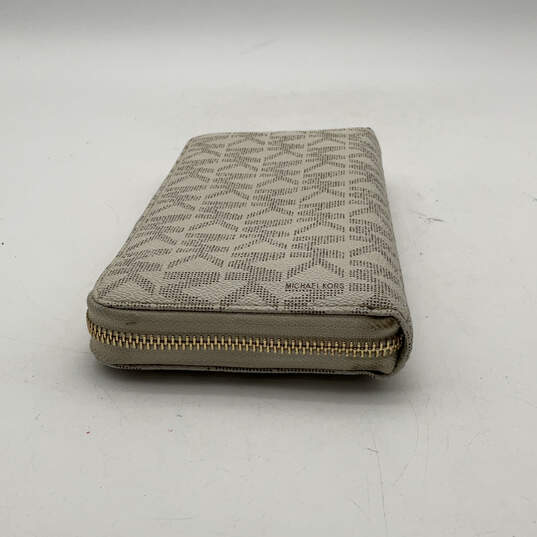 Womens Brown White Signature Print Various Card Slot Zip-Around Wallet image number 2