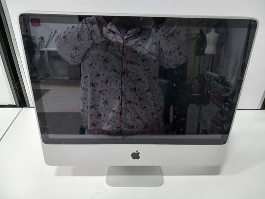 Apple iMac 24 Inch All In One Computer Model A1225 image number 1