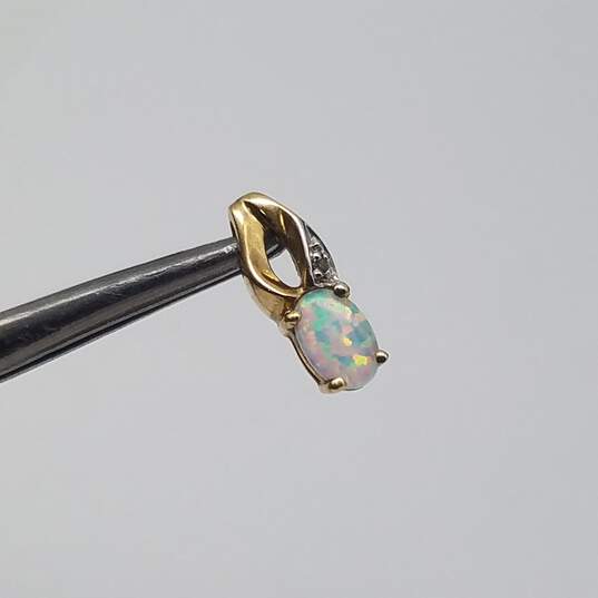 AV 10k Gold Diamonds & Opal Pendant 0.6g image number 3