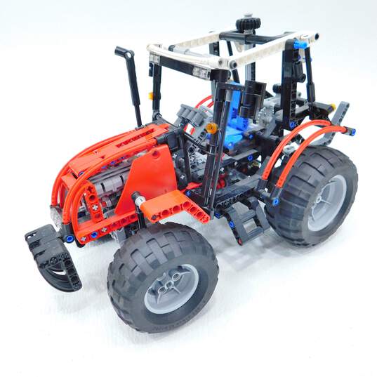 LEGO Technic 8063 Tractor with Trailer image number 3