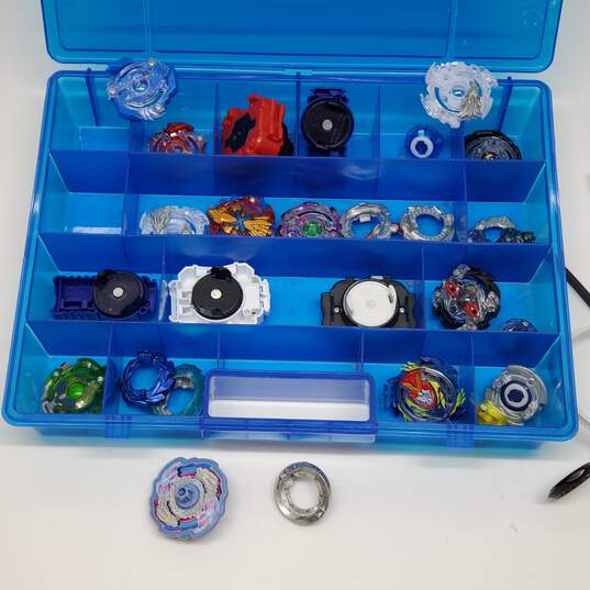VTG. Assorted Lot Hasbro Beyblade W/Carry Case Untested P/R image number 2