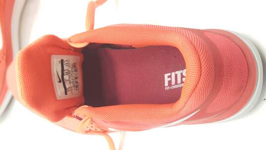 Nike Fitsole Women's Athletic Shoe Size 7.5 image number 8