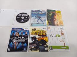 Bundle of 6 Wii Video Games alternative image