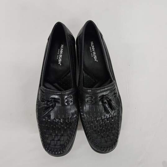 Woven Black Tassel Slip On Comfort Loafers image number 5