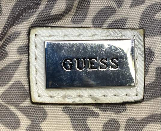 Guess White Zipper Tote Bag image number 6