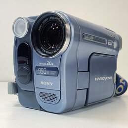 Sony Handycam CCD-TRV128 Hi8 Camcorder